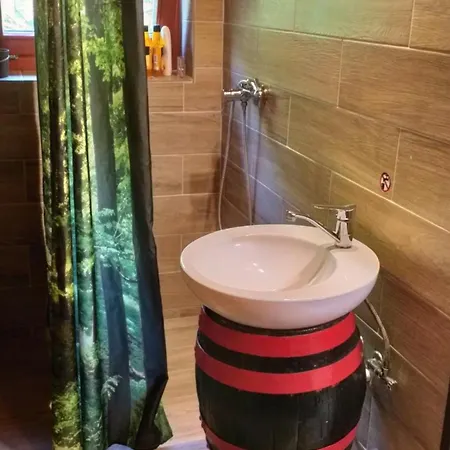 Erdő Mélyén Házikó * Dörgicse