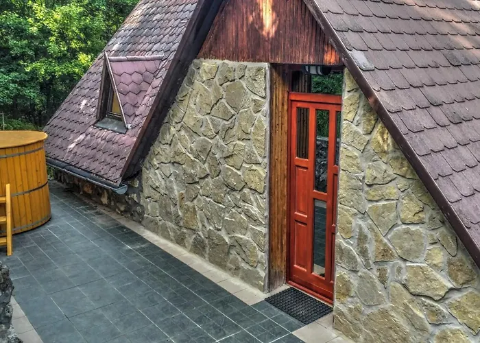 Hébergement de vacances Erdő Mélyén Házikó *