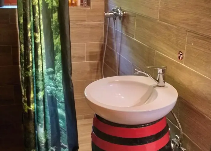 Erdő Mélyén Házikó * Dörgicse